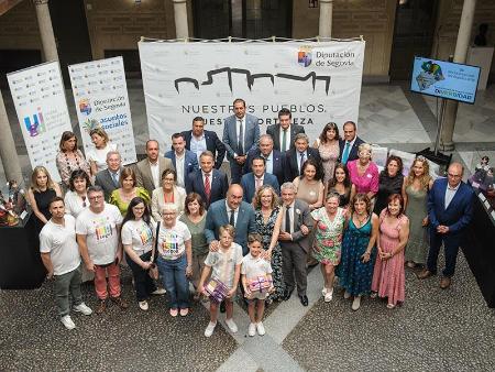 Imagen La Diputación de Segovia anticipa su apoyo al Día Internacional del Orgullo LGTBI+ recalcando una vez más la diversidad que prolifera...