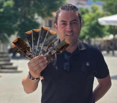 Imagen La Diputación de Segovia distribuye por toda la provincia 50.000 gafas homologadas para ver el eclipse total de sol que va a tener...
