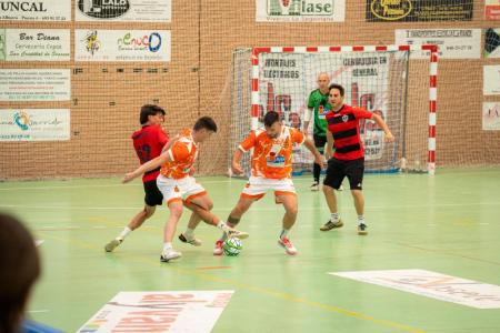 Imagen La final de fútbol sala entre Sauquillo de Cabezas A y Villacastín deja los momentos más emocionantes de la última jornada del torneo...